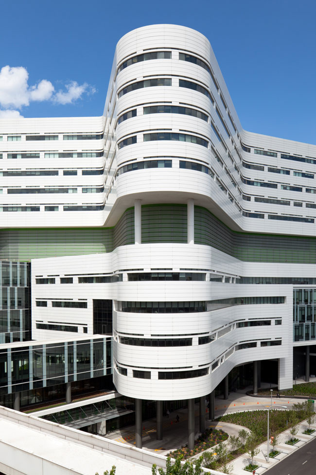 Alucobond Plus, Rush University Medical Center, Hospital, Perkins + Will, Chicago, Photos by Robert R. Gigliotti