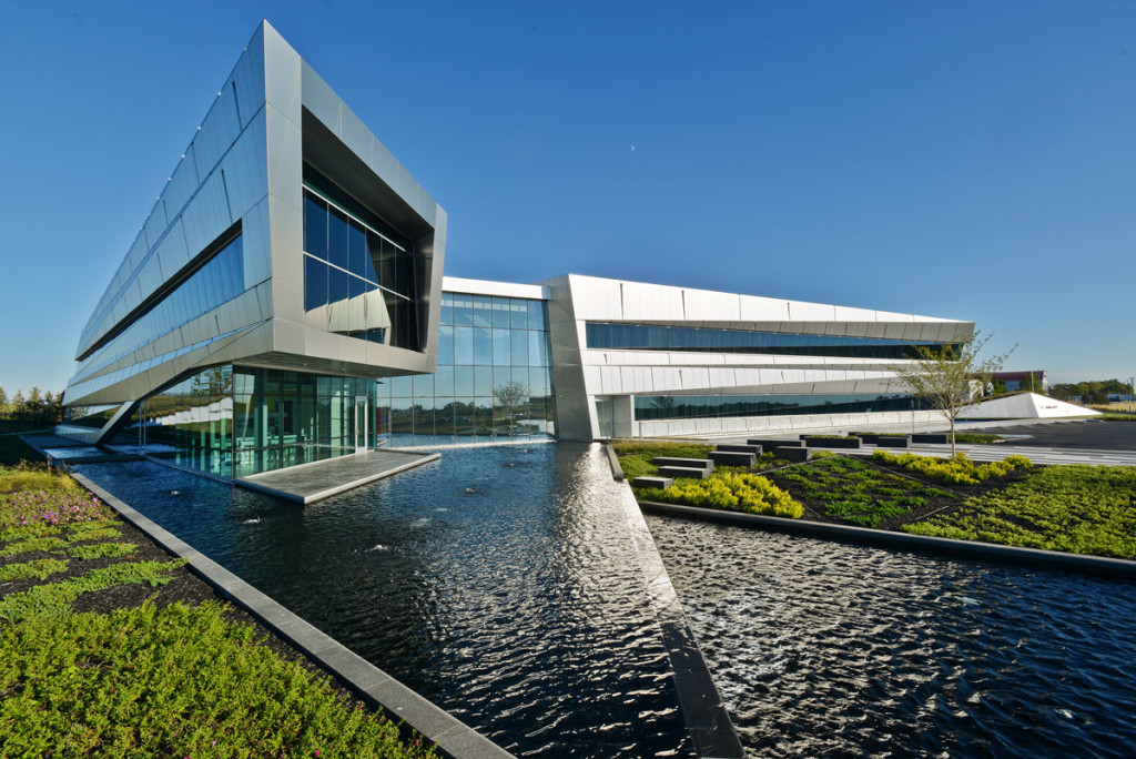 Connor Group Headquarters, Miamisburg, Ohio, Moody Nolan, ALUCOBOND® Natural Brushed Finish, Photography Daniel Lunghi