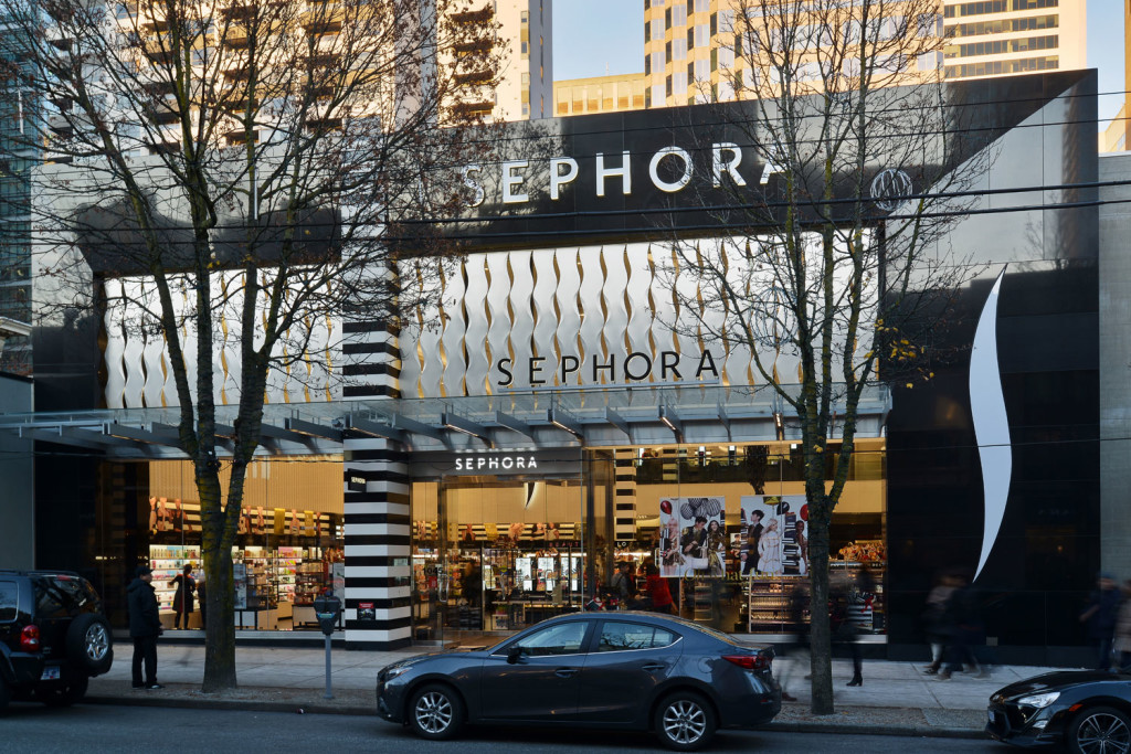 Sephora Retail Store, Canada, Francl Architecture, Keith Panel Systems, ALUCOBOND® NaturAL ACM, Daniel Lunghi