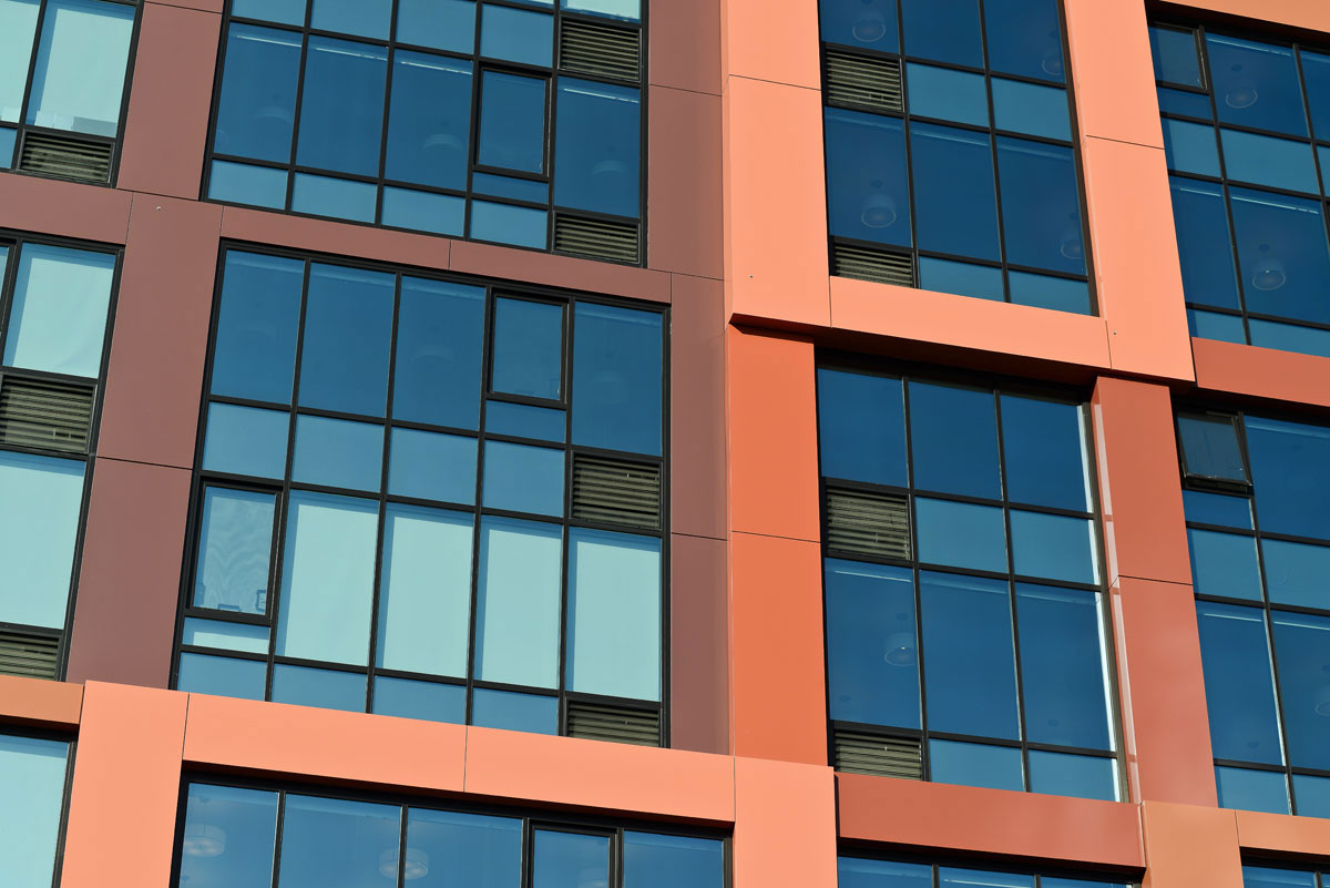 Olume Apartments, Arquitectonica, Keith Panel Systems, ALUCOBOND® PLUS naturAL, LEED Silver Certification, Photography Daniel Lunghi