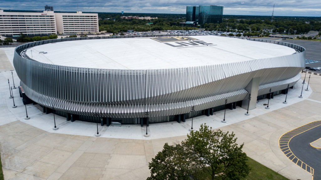 Decorative Metal Surfaces Redefine Nassau Coliseum with ALUCOBOND