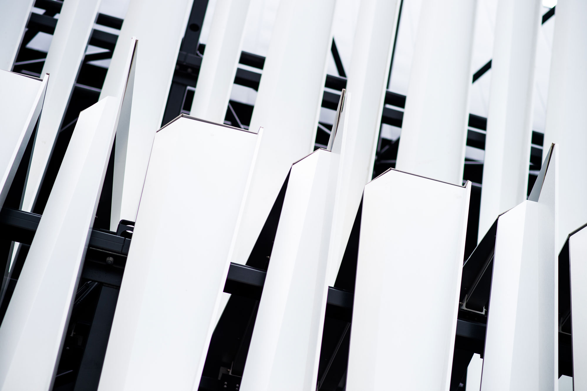 Nassau Veterans Memorial Coliseum, New York, SHoP Architects, Gensler, ALUCOBOND® PLUS NaturAL Brushed, Hunt Construction Group, Sobotec, Crown Corr, Photography Jamey Price